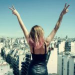 pexels-postiglioni-816233